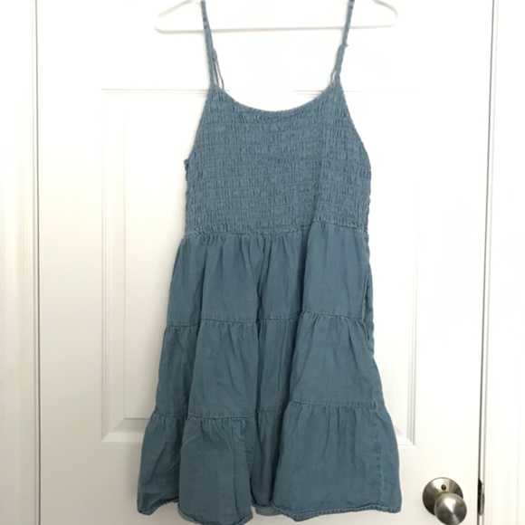 NWOT Bluenotes 100% Cotton Chambray Smocked Tiered Mini Dress XL With Pockets - Picture 2 of 14